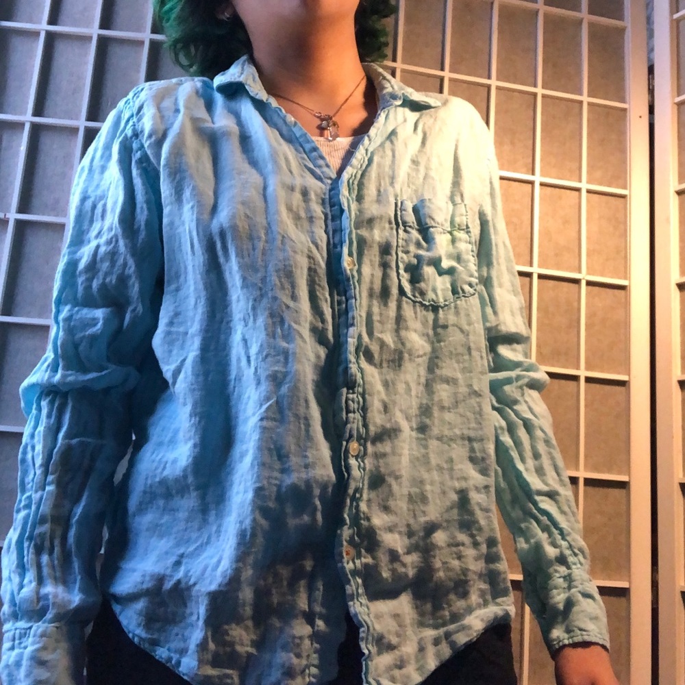 Button up - Picture 3 of 3